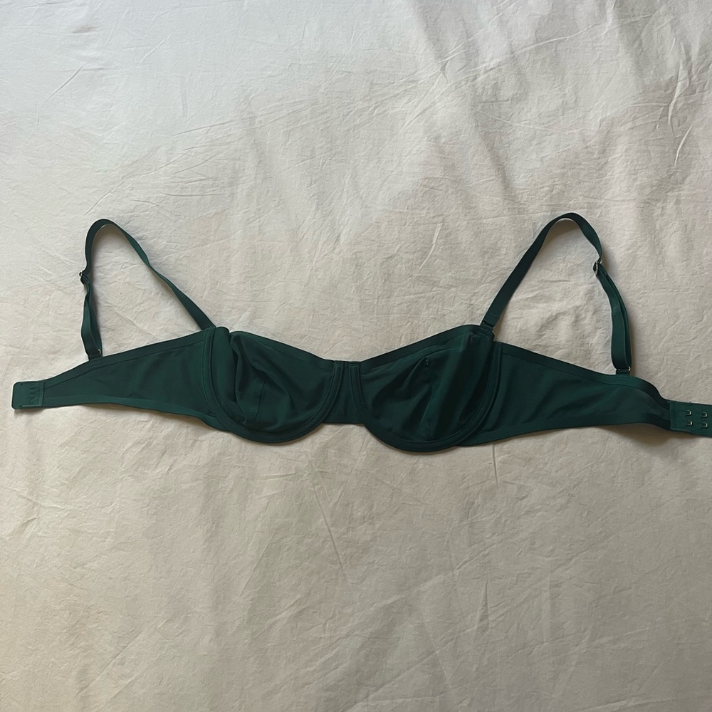 CUUP Balconette Bra in forest green color